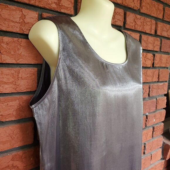 Silver Metallic Top US Sz 12 L Sleeveless Gray Shiny Club Rave Elegant - Picture 2 of 10